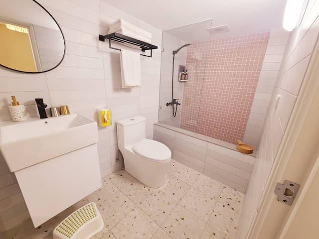 Sleep Inn along Senman Island-Butter Roll Double Room-3