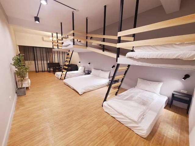 Sleep Inn along Senman Island-Caramel Cocoa Six-1