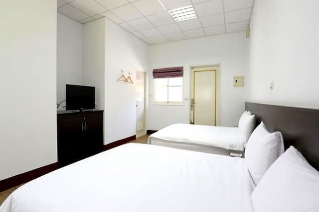 Oak Garden Hostel-Quad room-4