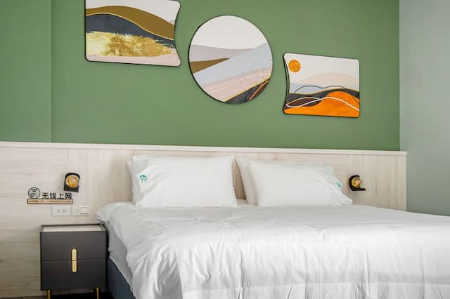 Green house sleep to B&B-Double Room with Balcony｜A202, A302, B202, B302-9