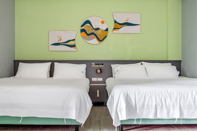 Green house sleep to B&B-Quadruple Room with Balcony｜A201, A301, B201, B301-10