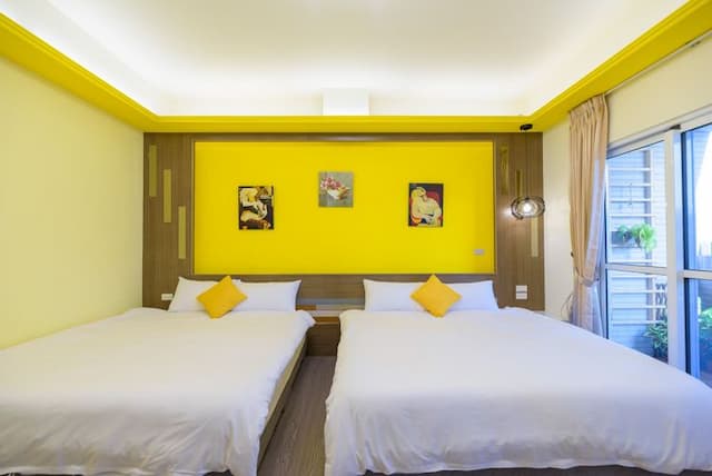 Penghu Pin Cheng BNB-203 quadruple room with balcony-1