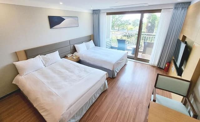 Jeju Marevo Resort-Deluxe Family Double-2