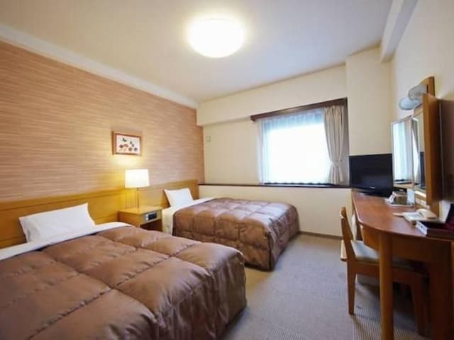 Route-Inn飯店 山形站前｜山形站步行1分/溫泉浴池-標準雙床房【不挑房】-1