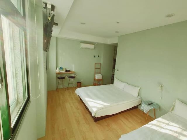 M house旅宿-300標準四人房-1
