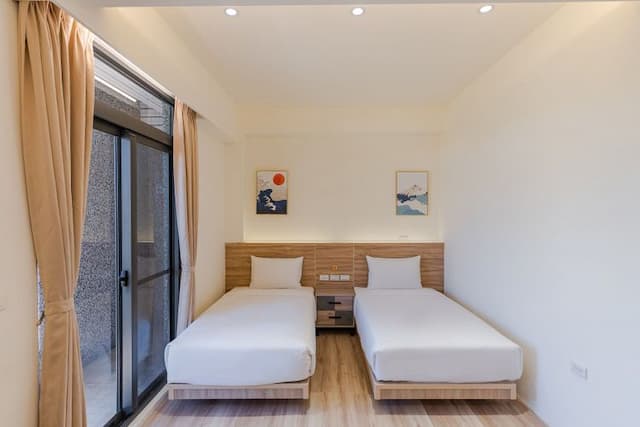 花蓮和束町民宿-花蓮和束町《上田》-鄉村景陽台雙床雙人房-3