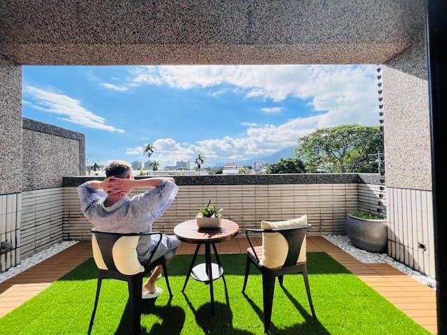 花蓮和束町民宿-花蓮和束町《日光》-鄉村景陽台閣樓雙人房-6