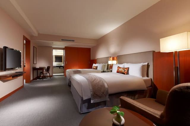 台中港酒店 l  三井Outlet開車8分鐘-行政套房-含早餐-1