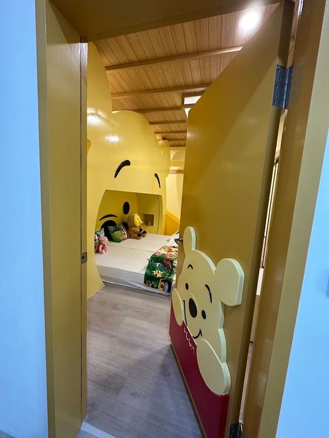 童玩趣親子民宿-Winnie the Pooh Quadruple Room-5