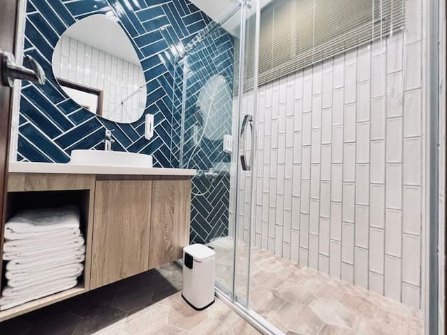 河趣泊旅-201八人房-8