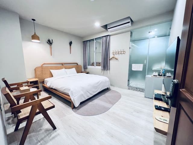 河趣泊旅-203豪華雙人房-1