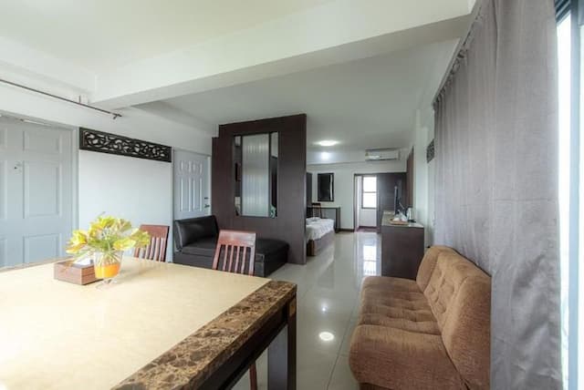 The Wing Design Hotel-Deluxe Room (Room with breakfast)-5