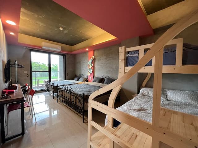 珍珠壹伍零 | 26人宜蘭包棟 |KTV、烤肉-珍珠紅｜柒人房-3