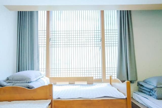 Cocoa Guesthouse-Triple Room-7