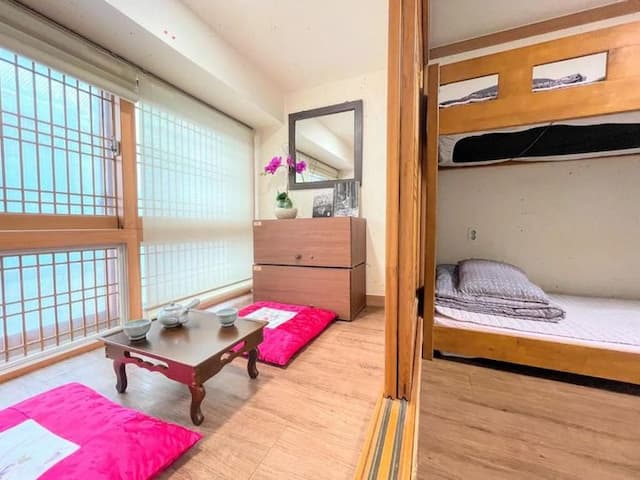 Cocoa Guesthouse-Quadruple Room-3