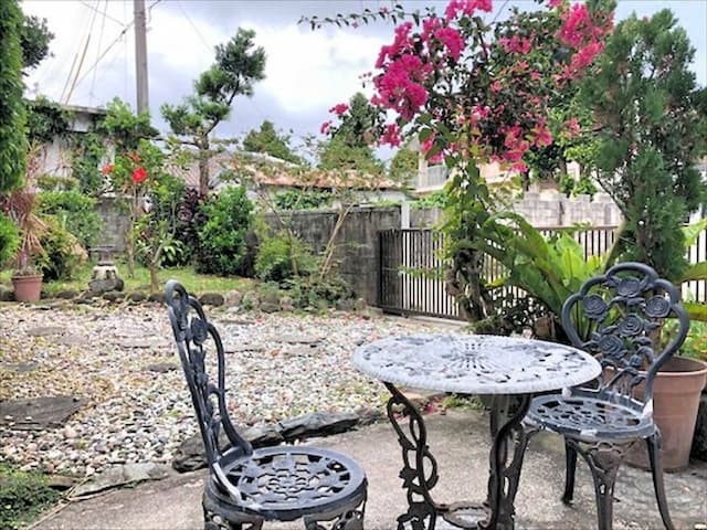 Ishigaki Island Guesthouse Entire House/Free Sauna Facilities / Max 8Pax-Private rental facility Max8人-10