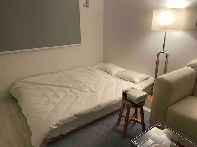 Stay Here-StayHere (A-2) [Gwangan] 5 minutes from Gwangalli Beach [Beam Projector]-1