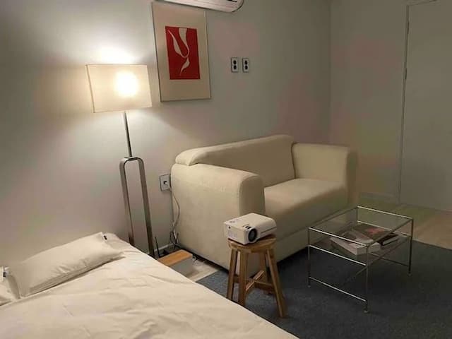 Stay Here-StayHere (A-6) [Gwangan] 5 minutes from Gwangalli Beach [Beam Projector]-2