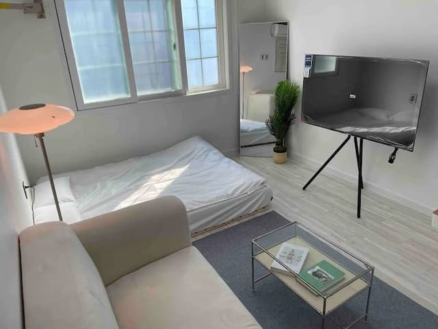 Stay Here-StayHere (B-6) [Gwangan] 5 minutes from Gwangalli Beach [5 "TV]-2