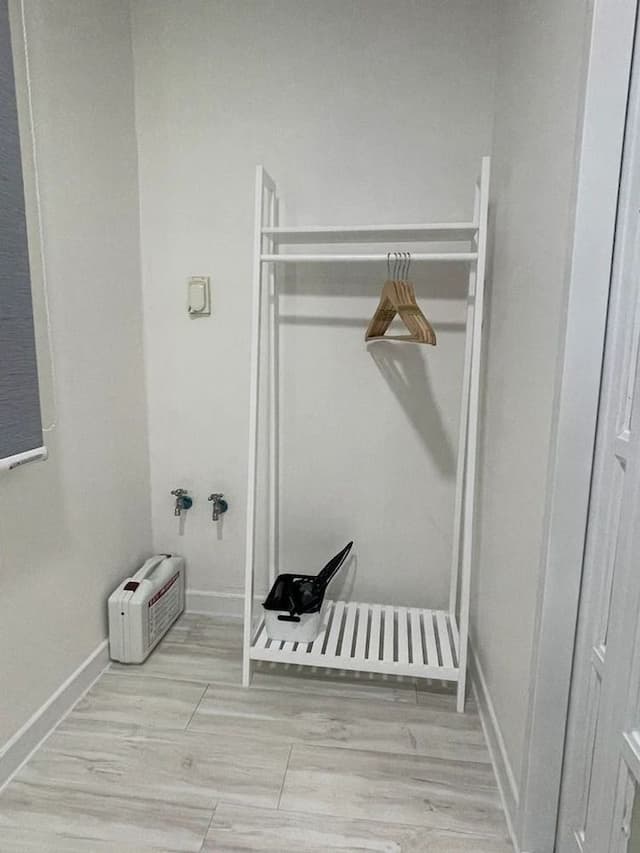 Stay Here-StayHere (B-5) [Gwangan] 5 minutes from Gwangalli Beach [Beam Projector ,55 "TV]-7