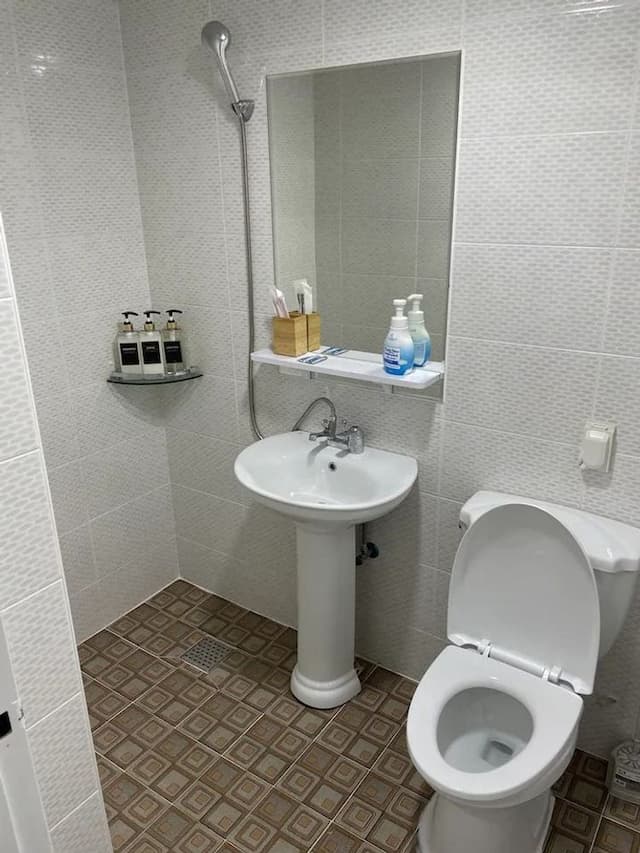 Stay Here-StayHere (C-5) [Gwangan] 5 minutes from Gwangalli Beach [Beam Projector ,55 "TV]-6