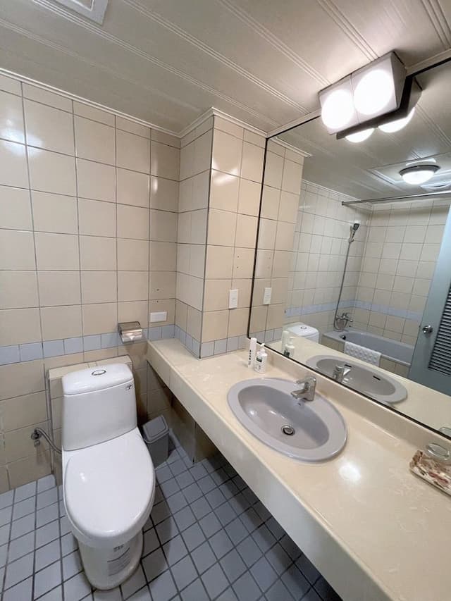 雅迪商務旅館-標準雙人房-8