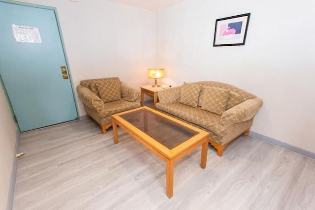 雅迪商務旅館-豪華雙人房-5