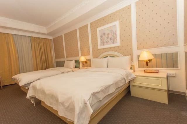 雅迪商務旅館-標準三人房-4