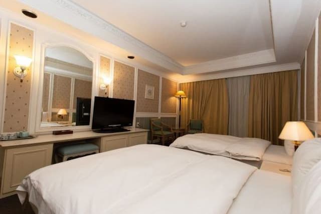 雅迪商務旅館-標準三人房-5