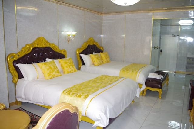 水上溫泉 Lomosa飯店｜溫泉浴池/方便至White Valley滑雪場-高級加大雙人房【不挑房】-4