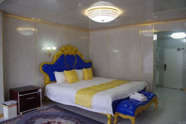 水上溫泉 Lomosa飯店｜溫泉浴池/方便至White Valley滑雪場-高級特大雙人房【不挑房】-3