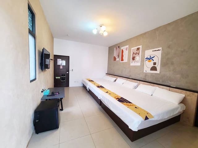 Penghu Xixia Bed and Breakfast-Six-person room-2