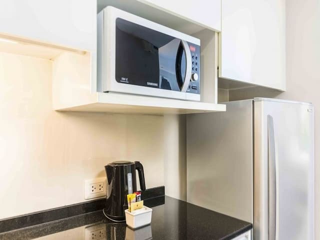 Maitria Hotel Sukhumvit 18 Bangkok - A Chatrium Collection－SHA Extra Plus-스탠다드 스튜디오－킹 (조식 포함 객실) 환불 없음-6