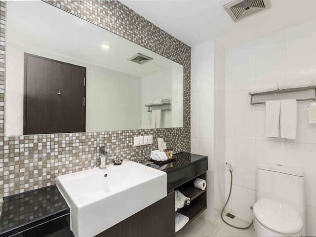 Maitria Hotel Sukhumvit 18 Bangkok - A Chatrium Collection－SHA Extra Plus-스튜디오 슈페리어 킹베드 (객실 조식포함) 환불불가-10