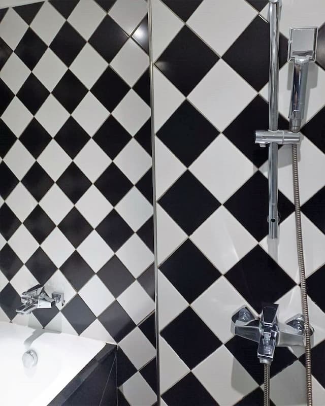 CHECK inn Taipei Main Station-Classic Twin Room without Window-5