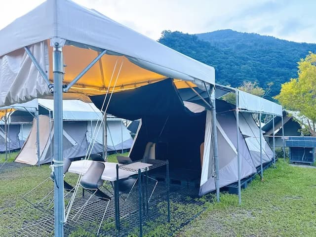 南庄山河苑露營區丨獨家85折起！遊獵帳、獨立衛浴、近南庄老街-【懶人露營】酷黑帳－雙人｜3.5Ｍx5.2Ｍ-1