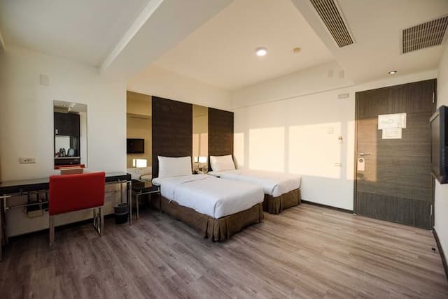 日立大飯店-商務雙床二人房-5