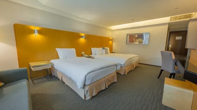 Tempus Hotel-Classic Triple Room-5