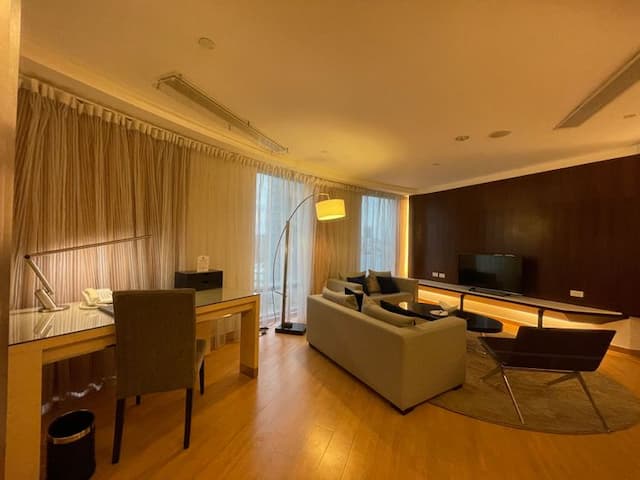 Tempus Hotel-Suite with View-3