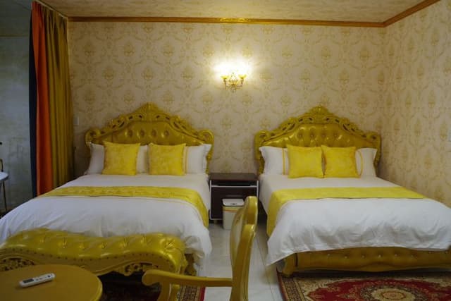 水上溫泉 Lomosa飯店｜溫泉浴池/方便至White Valley滑雪場-加大雙床套房【不挑房】-13