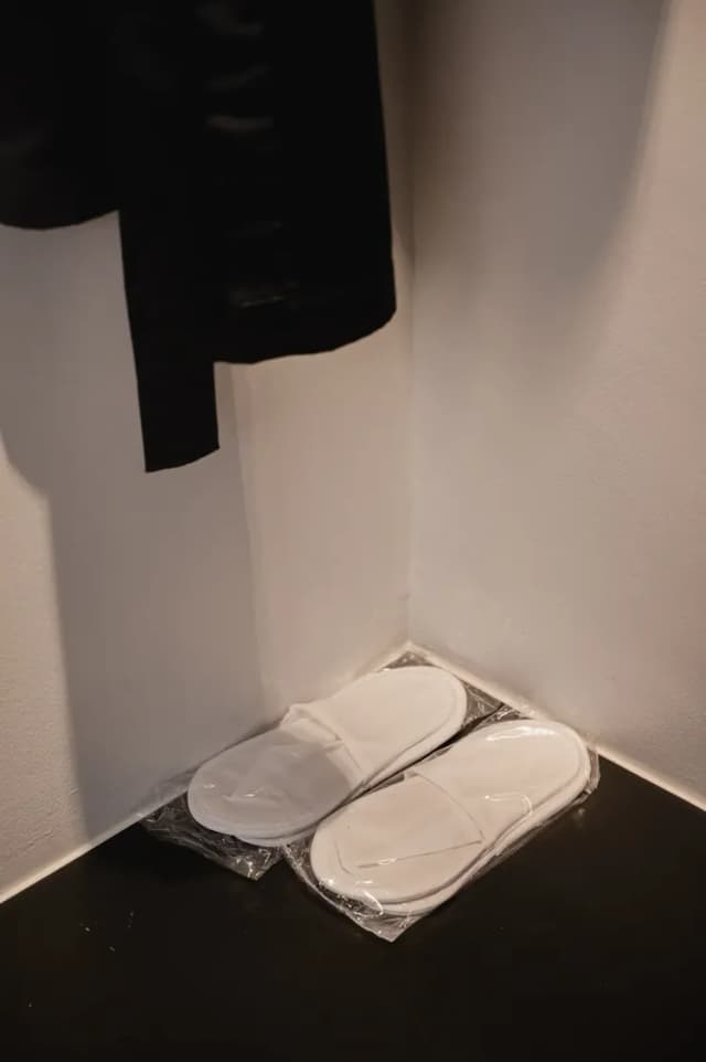 弥泰雅摩登素坤逸15巷酒店 (Maitria Mode Sukhumvit 15 Bangkok - A Chatrium Collection (SHA Extra Plus))-豪华双床间（含早餐）-5