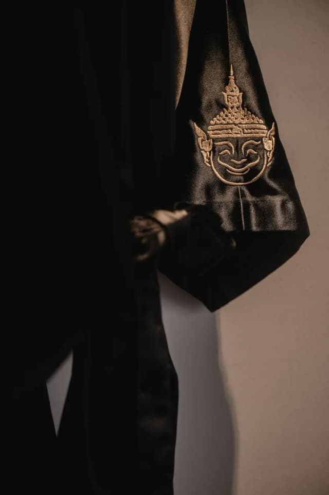 弥泰雅摩登素坤逸15巷酒店 (Maitria Mode Sukhumvit 15 Bangkok - A Chatrium Collection (SHA Extra Plus))-豪华双床间（含早餐）-4