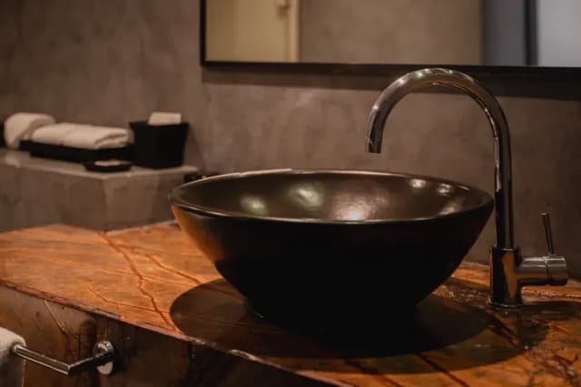 弥泰雅摩登素坤逸15巷酒店 (Maitria Mode Sukhumvit 15 Bangkok - A Chatrium Collection (SHA Extra Plus))-豪华特大床客房（含早餐）-10