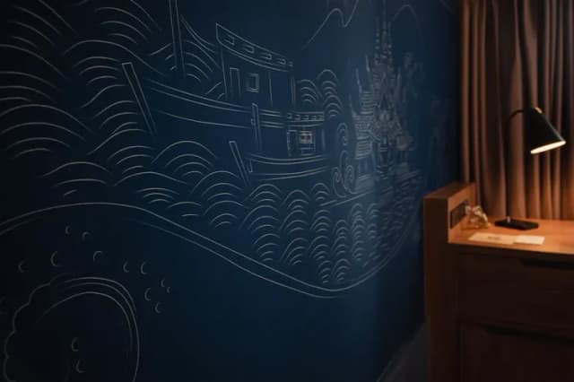 弥泰雅摩登素坤逸15巷酒店 (Maitria Mode Sukhumvit 15 Bangkok - A Chatrium Collection (SHA Extra Plus))-豪华特大床客房（含早餐）-7