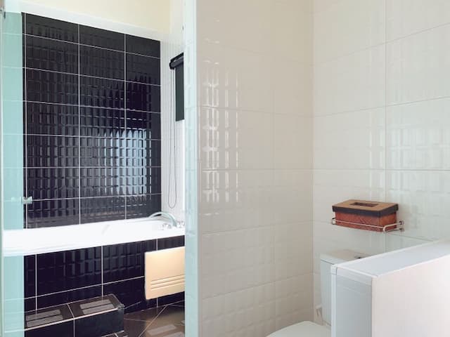 ibali-302 Honeymoon Sea View Double Room-7