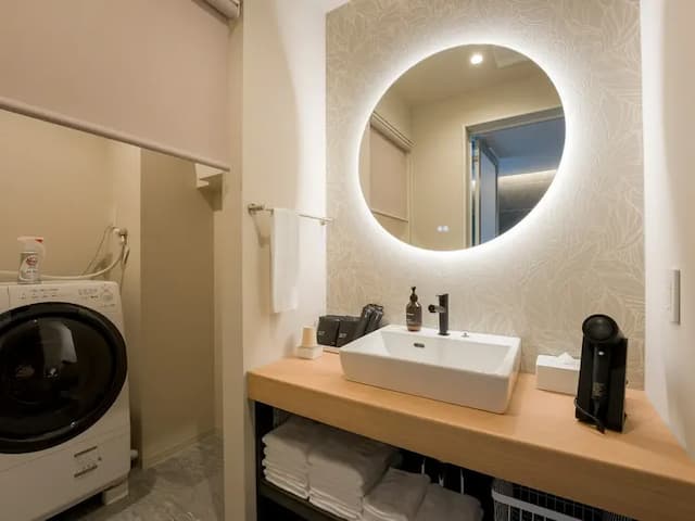 【シンプルモダン・108】ドラム式洗濯乾燥機 / 洗面エリア