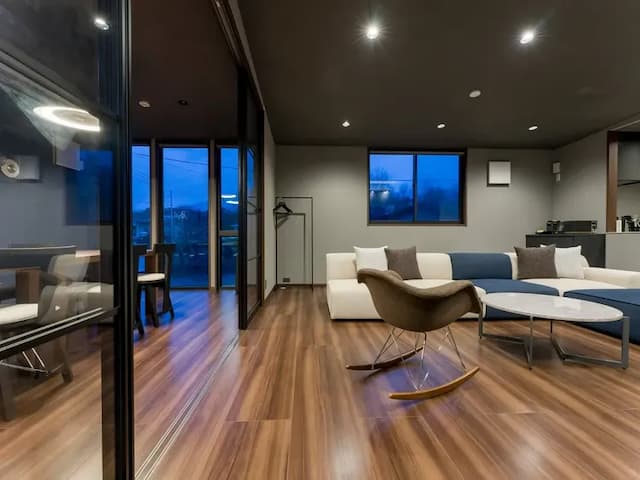 【スタイリッシュ・101,102】非日常な空間でゆったりとしたひとときを過ごせるリビングダイニング