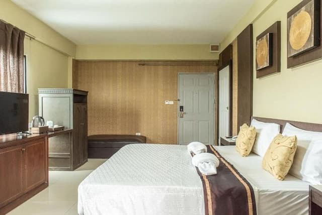 The Wing Design Hotel-Standard Double Room (Room with breakfast)) No refund-3