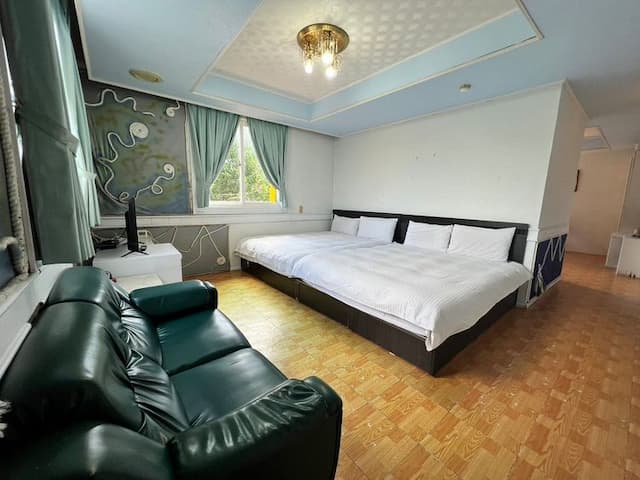 大尖山飯店 l  高CP值、絕佳地點-六人房-8