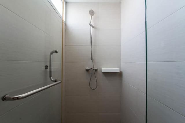 Lily Hotel Bangkok (SHA Extra Plus)-Deluxe King- Room only-5